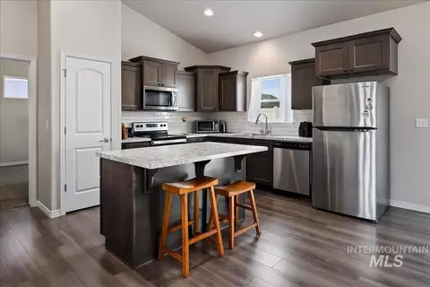 Kitchen - 514 21st Ave E, Jerome, ID 83338 photo 1 of 6