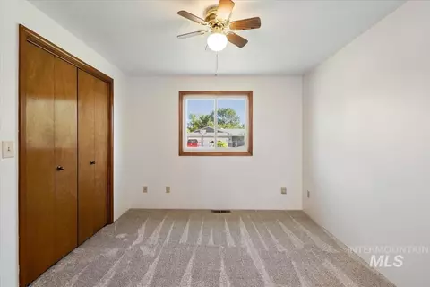 Bedroom - 14961 Eagle Dr, Caldwell, ID 83607 photo 1 of 5