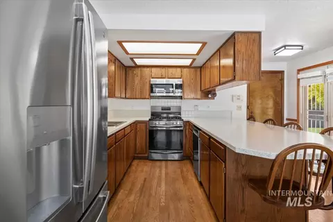 Kitchen - 14961 Eagle Dr, Caldwell, ID 83607 photo 2 of 4