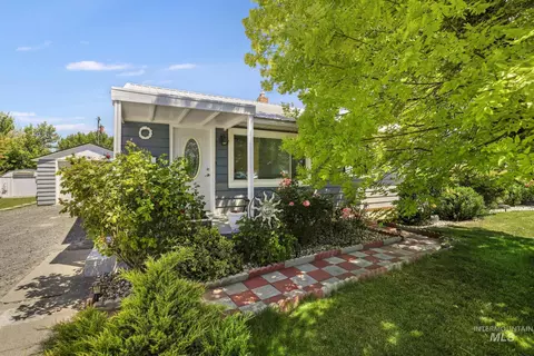 548 Fillmore St, Twin Falls, ID 83301
