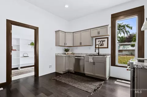 Kitchen - 1122 1st Ave S, Payette, ID 83661 photo 2 of 2