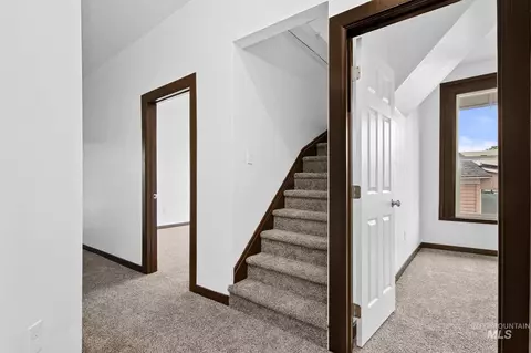 Entry Way - 1122 1st Ave S, Payette, ID 83661 photo 11 of 11