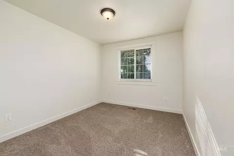 Bedroom - 371 S Harlan Pl, Eagle, ID 83616 photo 4 of 4