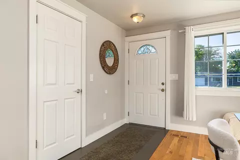 Entry Way - 371 S Harlan Pl, Eagle, ID 83616 photo 1 of 4