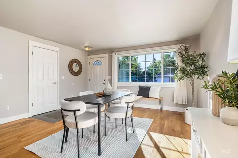 Dining - 371 S Harlan Pl, Eagle, ID 83616 photo 2 of 4