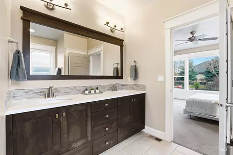 Bath - 3765 W Dublin Dr, Eagle, ID 83616 photo 1 of 6