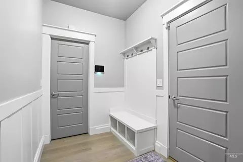 Entry Way - 3765 W Dublin Dr, Eagle, ID 83616 photo 2 of 4