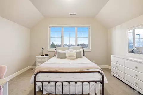 Bedroom - 3765 W Dublin Dr, Eagle, ID 83616 photo 5 of 6