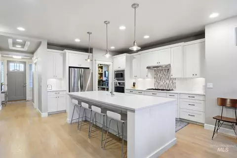 Kitchen - 3765 W Dublin Dr, Eagle, ID 83616 photo 1 of 4