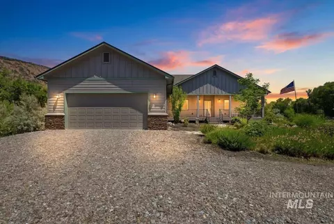 Exterior - 10250 Airpark Loop, Melba, ID 83641 photo 1 of 5
