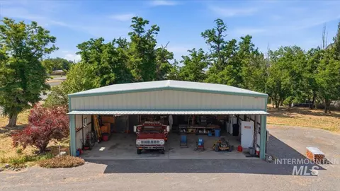 Exterior - 10250 Airpark Loop, Melba, ID 83641 photo 4 of 5
