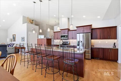 Kitchen - 10250 Airpark Loop, Melba, ID 83641 photo 2 of 5