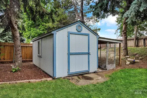 Exterior - 23193 Forest Hills Loop, Caldwell, ID 83607 photo 14 of 16