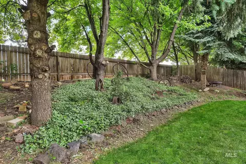 Exterior - 23193 Forest Hills Loop, Caldwell, ID 83607 photo 10 of 16