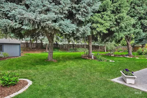 Exterior - 23193 Forest Hills Loop, Caldwell, ID 83607 photo 8 of 16
