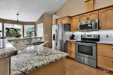 Kitchen - 23193 Forest Hills Loop, Caldwell, ID 83607 photo 2 of 4