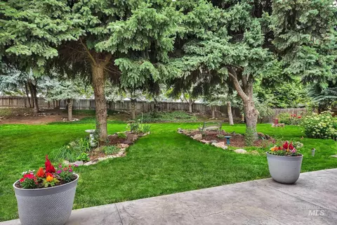 Exterior - 23193 Forest Hills Loop, Caldwell, ID 83607 photo 13 of 16