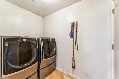 Other - 1925 Glenway, Fruitland, ID 83619 photo 6 of 12