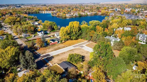 5121 W Promise Ln, Boise, ID 83703