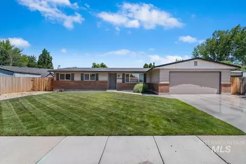 9568 W Atmore Dr, Boise, ID 83704