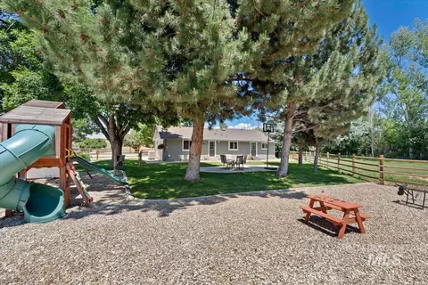 Exterior - 7345 Silver Bullet Ln, Star, ID 83669 photo 17 of 26