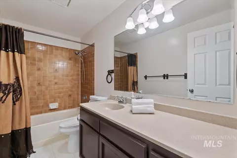 Bath - 7345 Silver Bullet Ln, Star, ID 83669 photo 1 of 1