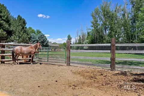 Exterior - 7345 Silver Bullet Ln, Star, ID 83669 photo 23 of 26