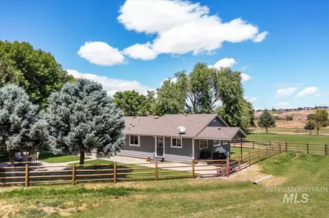 Exterior - 7345 Silver Bullet Ln, Star, ID 83669 photo 4 of 26