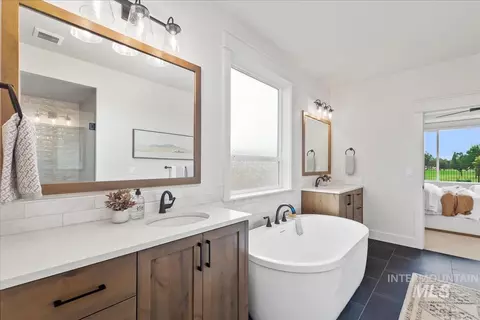 Bath - 6480 W Sollas Ct, Eagle, ID 83616 photo 1 of 7