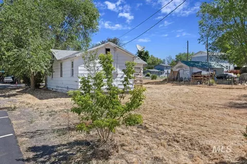 Exterior - 417 E Ave G, Jerome, ID 83338 photo 4 of 4