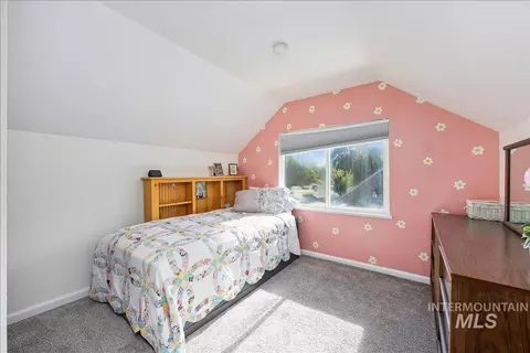Bedroom - 1726 Borah Ave, Twin Falls, ID 83301 photo 3 of 4