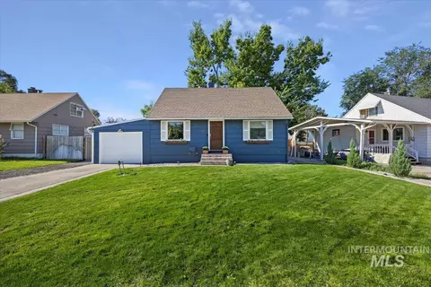 Exterior - 1726 Borah Ave, Twin Falls, ID 83301 photo 2 of 11