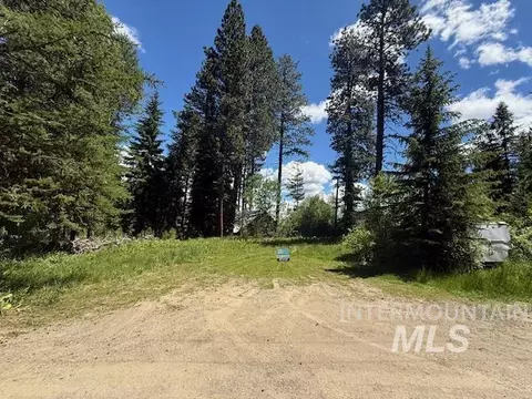 670 Joes Rd, Cascade, ID 83611