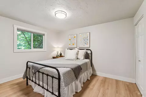 Bedroom - 359 N Rene Pl, Eagle, ID 83616 photo 4 of 7
