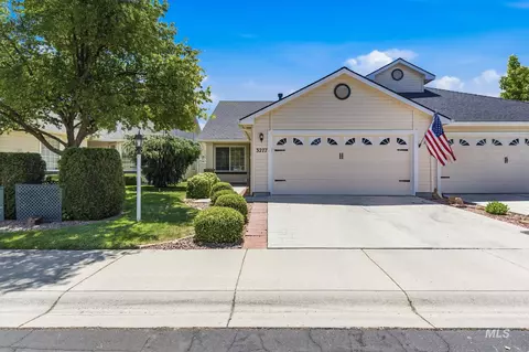 3277 W Fieldstream Ln, Meridian, ID 83646