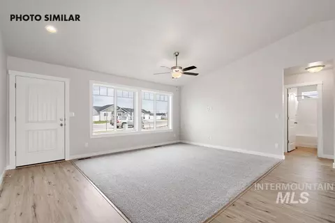 Living - 1370 Dawn St, Weiser, ID 83672 photo 1 of 1