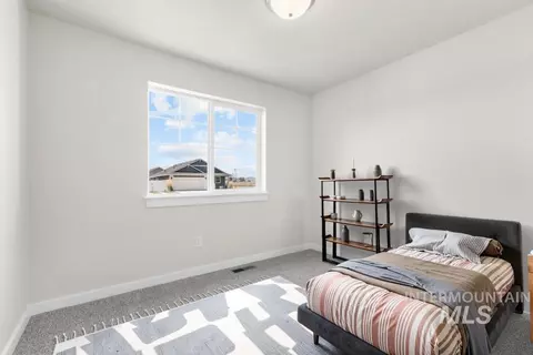 Bedroom - 1370 Dawn St, Weiser, ID 83672 photo 7 of 7