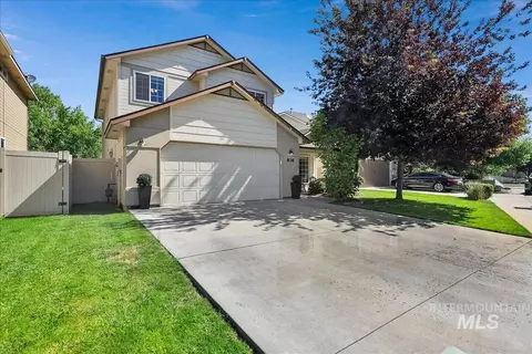 836 W Ashby Dr, Meridian, ID 83642