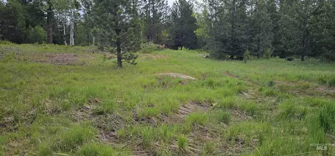 23 Sawtooth Loop, Cascade, ID 83611 photo 11