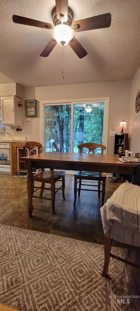 Dining - 818 Baker Rd, Kamiah, ID 83536 photo 1 of 1