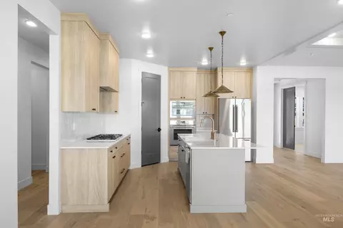 Kitchen - 15300 Rhodes Ct, Caldwell, ID 83607 photo 4 of 5