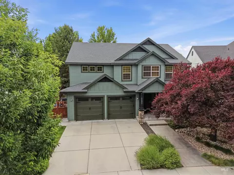 4695 W Farm View Dr, Boise, ID 83714