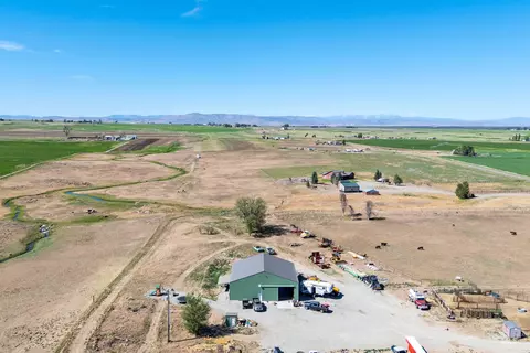 View/Area - 1250 E 963 N, Richfield, ID 83349 photo 2 of 5