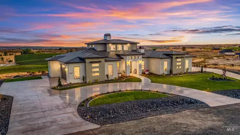 27225 Iron Horse Dr, Caldwell, ID 83607