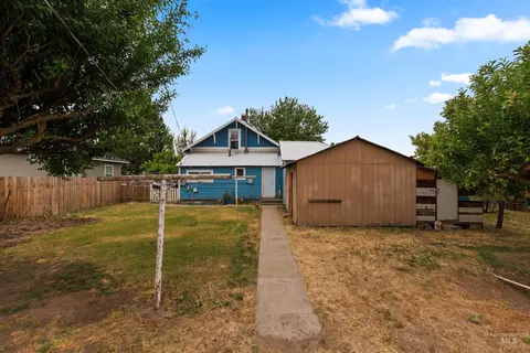 Exterior - 928 W 4th St, Weiser, ID 83672 photo 6 of 9
