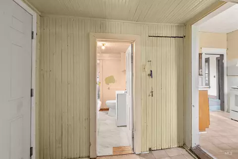 Entry Way - 928 W 4th St, Weiser, ID 83672 photo 1 of 1