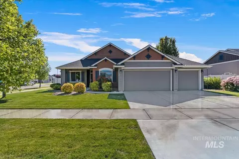 584 N Synergy Way, Eagle, ID 83616