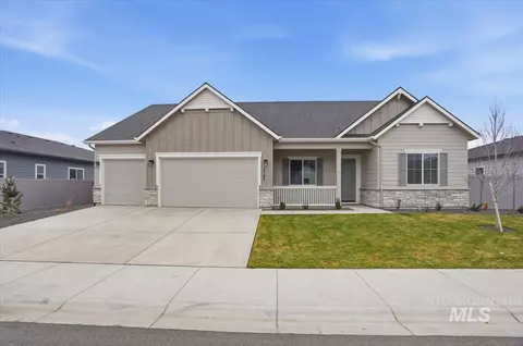 8906 W Teratai St, Star, ID 83669