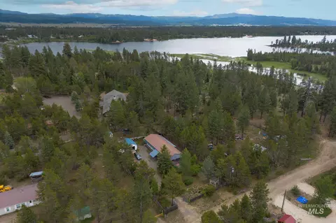 13122 Tucker Rd, Donnelly, ID 83615