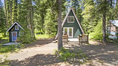 2047 Ferndale Way, Mccall, ID 83638